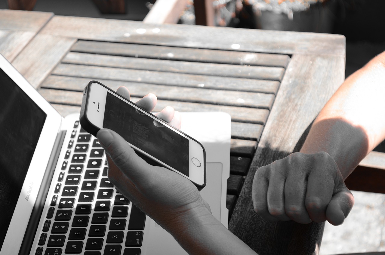 蘋果4s水貨最新報價深度解析及購買建議，市場走勢與選擇指南