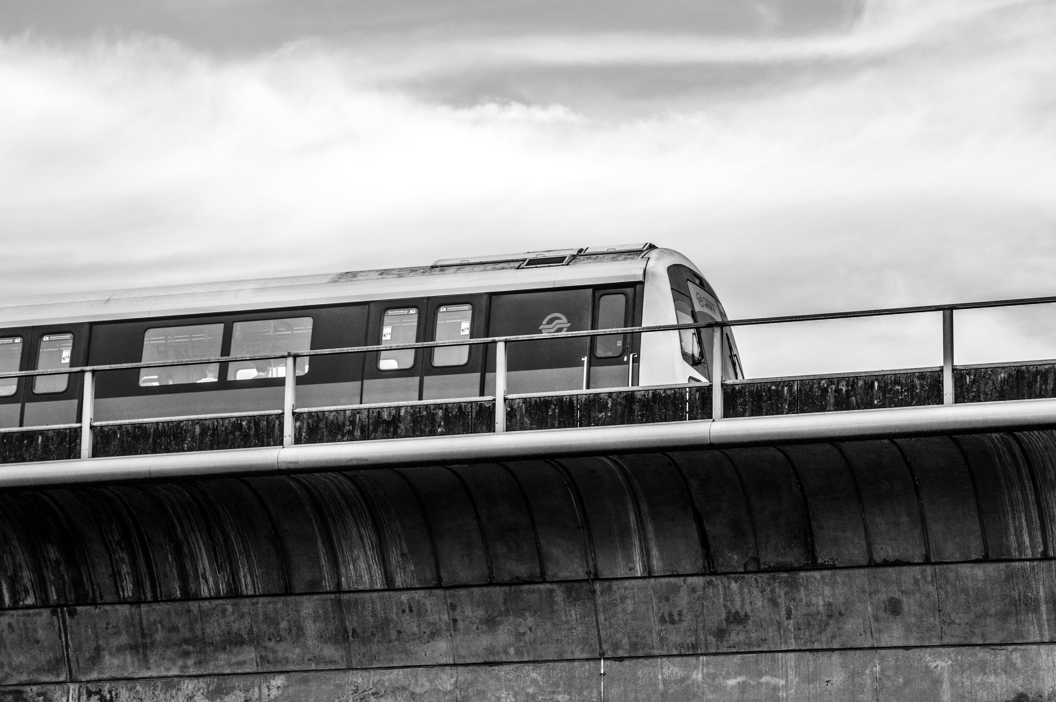 新吉城際鐵路進展順利，未來交通更便捷，最新消息匯總