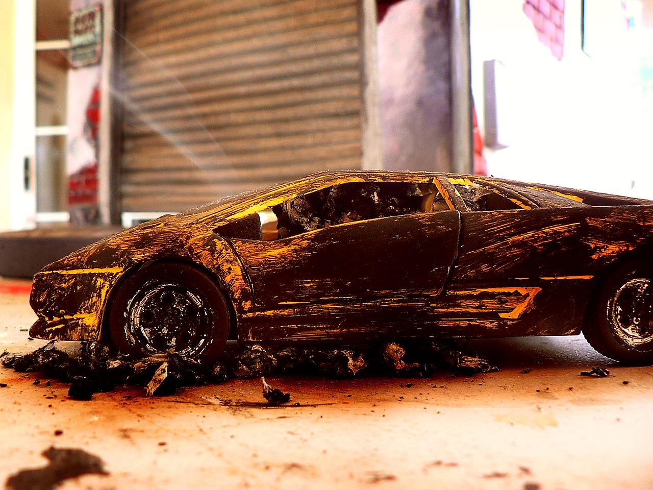 上海最新交通事故引發(fā)關(guān)注，城市交通安全面臨嚴(yán)峻挑戰(zhàn)