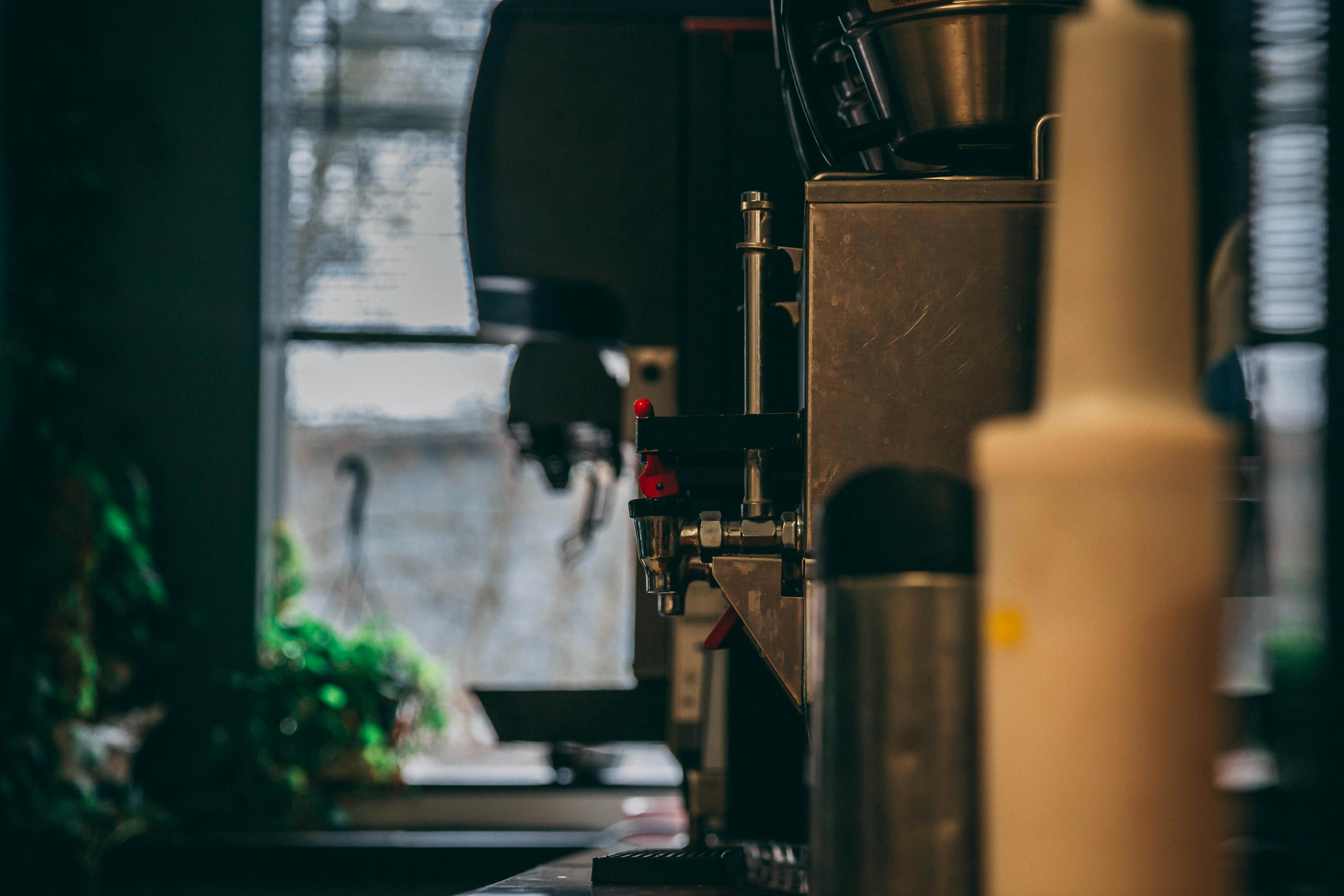 超級(jí)狂少秦殊，熱血青春的挑戰(zhàn)與榮耀最新章節(jié)