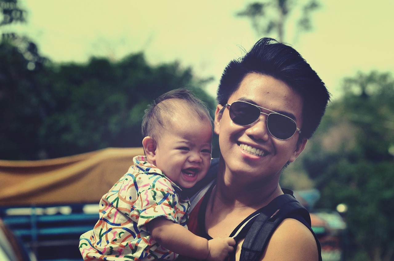 大頭兒子與小頭爸爸，共享成長的快樂新篇章